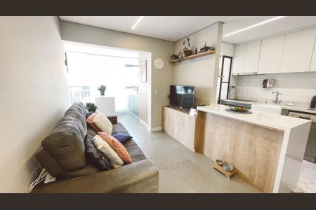 Apartamento à venda com 69m², 2 quartos e 1 vaga Apartamento à venda com 69m², 2 quartos e 1 vagaSala