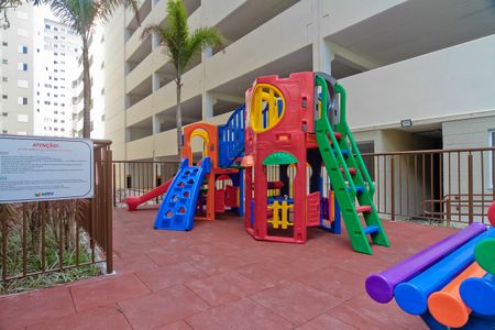 Apartamento à venda com 43m², 2 quartos e 1 vagaÁrea comum - Playground