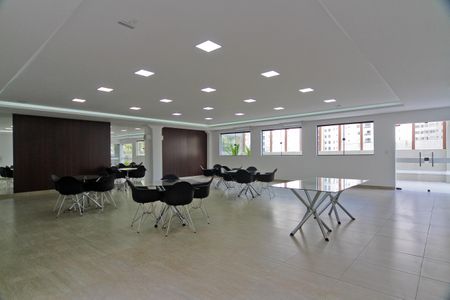 Apartamento à venda com 43m², 2 quartos e 1 vagaÁrea comum - Salão de festas