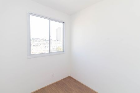 Quarto 2 de apartamento para alugar com 2 quartos, 430540m² em Vila Carmosina, São Paulo