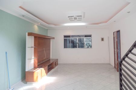 Casa à venda com 294m², 3 quartos e 2 vagas Casa à venda com 294m², 3 quartos e 2 vagasSala