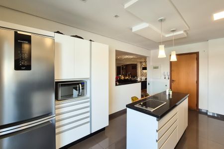Apartamento à venda com 204m², 3 quartos e 3 vagasCozinha - Armários