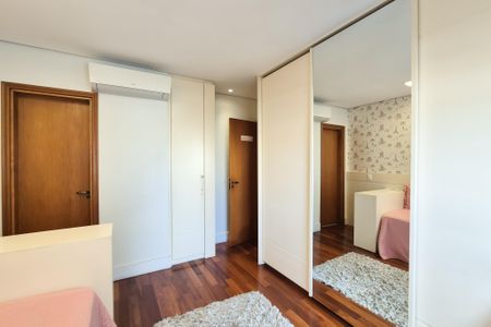 Apartamento à venda com 204m², 3 quartos e 3 vagasSuíte 3