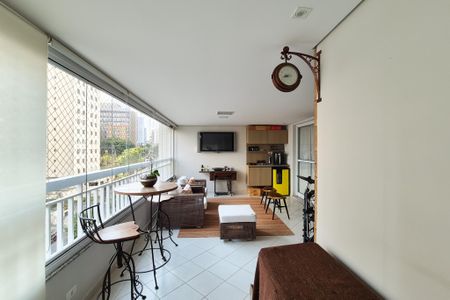 Apartamento à venda com 204m², 3 quartos e 3 vagasVaranda da Sala