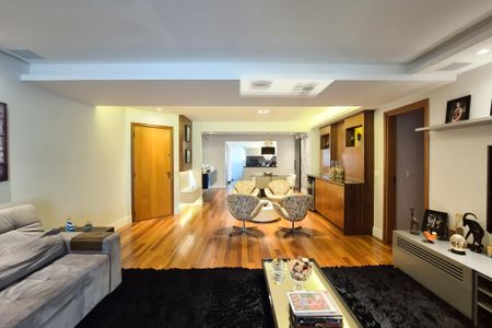 Apartamento à venda com 204m², 3 quartos e 3 vagasSala