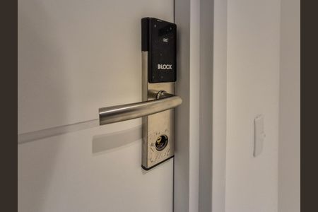 Studio à venda com 32m², 1 quarto e sem vagaFechadura