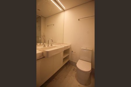 Apartamento para alugar com 186m², 3 quartos e 2 vagasBanheiro da Suíte 2