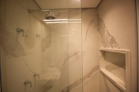 Apartamento para alugar com 186m², 3 quartos e 2 vagasBanheiro da Suíte 2