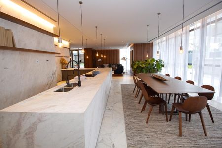 Apartamento para alugar com 186m², 3 quartos e 2 vagas Apartamento para alugar com 186m², 3 quartos e 2 vagasÁrea comum - Salão de festas