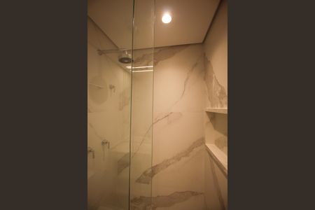 Apartamento para alugar com 186m², 3 quartos e 2 vagasBanheiro da Suíte 2