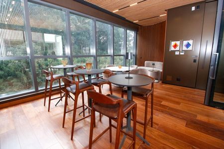 Apartamento para alugar com 186m², 3 quartos e 2 vagas Apartamento para alugar com 186m², 3 quartos e 2 vagasÁrea comum - Salão de festas