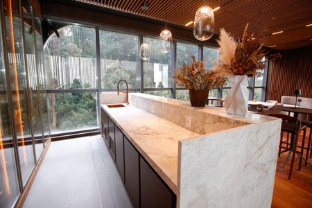 Apartamento para alugar com 186m², 3 quartos e 2 vagas Apartamento para alugar com 186m², 3 quartos e 2 vagasÁrea comum - Salão de festas