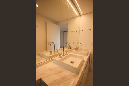 Apartamento para alugar com 186m², 3 quartos e 2 vagasBanheiro da Suíte 3