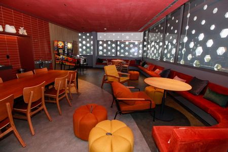 Apartamento para alugar com 186m², 3 quartos e 2 vagas Apartamento para alugar com 186m², 3 quartos e 2 vagasÁrea comum - Salão de festas