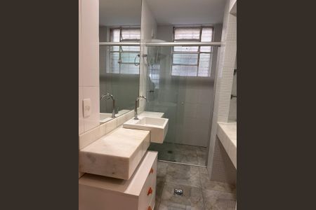 Apartamento para alugar com 137m², 4 quartos e 1 vaga Apartamento para alugar com 137m², 4 quartos e 1 vagaBanheiro