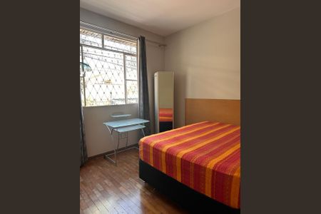 Apartamento para alugar com 137m², 4 quartos e 1 vaga Apartamento para alugar com 137m², 4 quartos e 1 vagaQuarto