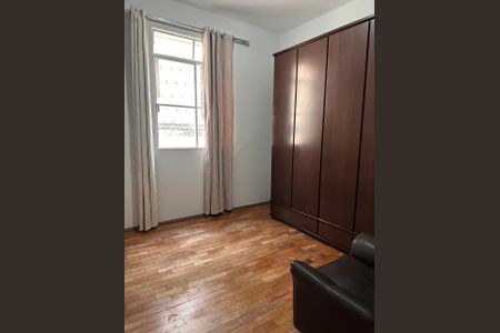 Apartamento para alugar com 137m², 4 quartos e 1 vaga Apartamento para alugar com 137m², 4 quartos e 1 vagaQuarto