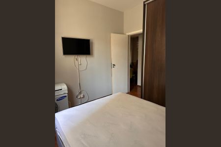Apartamento para alugar com 137m², 4 quartos e 1 vaga Apartamento para alugar com 137m², 4 quartos e 1 vagaQuarto