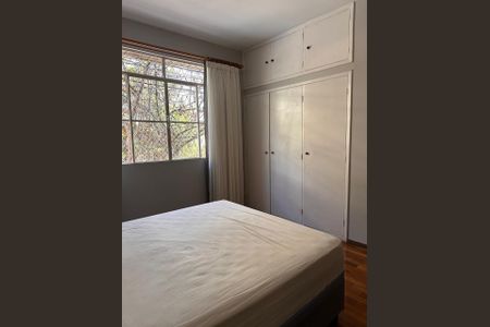 Apartamento para alugar com 137m², 4 quartos e 1 vaga Apartamento para alugar com 137m², 4 quartos e 1 vagaQuarto