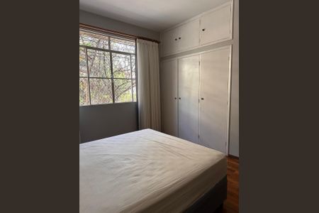 Apartamento para alugar com 137m², 4 quartos e 1 vaga Apartamento para alugar com 137m², 4 quartos e 1 vagaQuarto