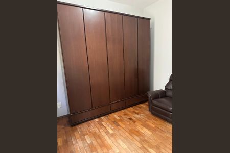 Apartamento para alugar com 137m², 4 quartos e 1 vaga Apartamento para alugar com 137m², 4 quartos e 1 vagaArmário Quarto