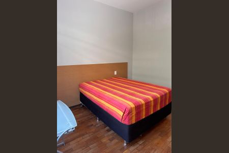 Apartamento para alugar com 137m², 4 quartos e 1 vaga Apartamento para alugar com 137m², 4 quartos e 1 vagaQuarto