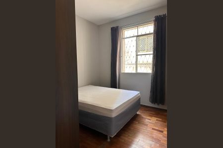 Apartamento para alugar com 137m², 4 quartos e 1 vaga Apartamento para alugar com 137m², 4 quartos e 1 vagaQuarto