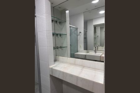 Apartamento para alugar com 137m², 4 quartos e 1 vaga Apartamento para alugar com 137m², 4 quartos e 1 vagaBanheiro