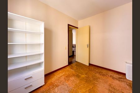 Apartamento para alugar com 67m², 2 quartos e 1 vagaQuarto 2