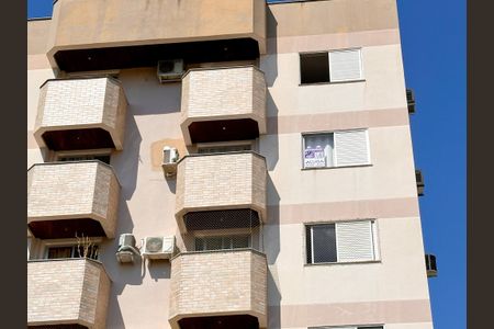 Apartamento para alugar com 67m², 2 quartos e 1 vagaPlaquinha
