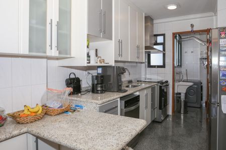 Apartamento à venda com 96m², 2 quartos e 2 vagasCozinha