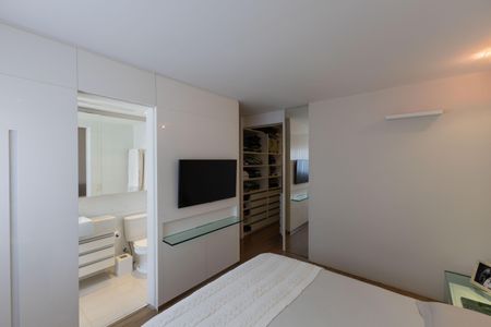 Apartamento à venda com 94m², 3 quartos e 2 vagasSuíte