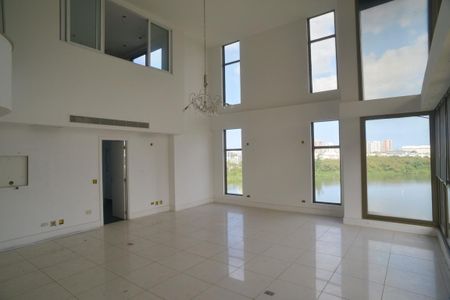 Apartamento à venda com 307m², 4 quartos e 3 vagas Apartamento à venda com 307m², 4 quartos e 3 vagasSala