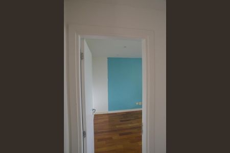 Apartamento à venda com 307m², 4 quartos e 3 vagas Apartamento à venda com 307m², 4 quartos e 3 vagasSuíte 2