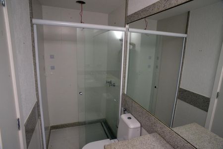 Apartamento à venda com 307m², 4 quartos e 3 vagas Apartamento à venda com 307m², 4 quartos e 3 vagasBanheiro Suíte 3