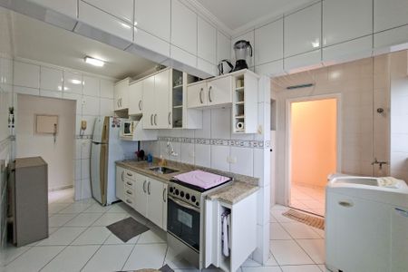 Apartamento para alugar com 122m², 3 quartos e 1 vaga Apartamento para alugar com 122m², 3 quartos e 1 vagaCozinha