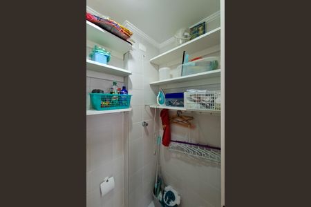 Apartamento para alugar com 122m², 3 quartos e 1 vaga Apartamento para alugar com 122m², 3 quartos e 1 vagaBanheiro de Serviço