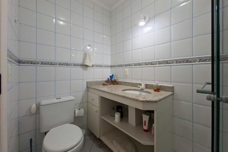 Apartamento para alugar com 122m², 3 quartos e 1 vaga Apartamento para alugar com 122m², 3 quartos e 1 vagaBanheiro da Suíte