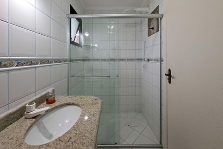 Apartamento para alugar com 122m², 3 quartos e 1 vaga Apartamento para alugar com 122m², 3 quartos e 1 vagaBanheiro da Suíte