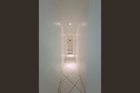 Apartamento para alugar com 122m², 3 quartos e 1 vaga Apartamento para alugar com 122m², 3 quartos e 1 vagaHall de entrada