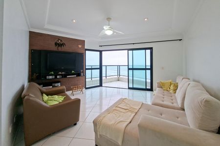 Apartamento para alugar com 122m², 3 quartos e 1 vaga Apartamento para alugar com 122m², 3 quartos e 1 vagaSala de TV