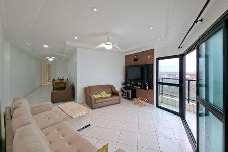 Apartamento para alugar com 122m², 3 quartos e 1 vaga Apartamento para alugar com 122m², 3 quartos e 1 vagaSala de TV