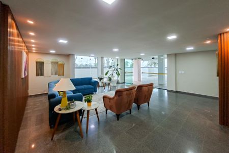 Apartamento para alugar com 122m², 3 quartos e 1 vaga Apartamento para alugar com 122m², 3 quartos e 1 vagaHall social