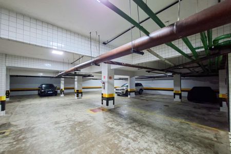 Apartamento para alugar com 122m², 3 quartos e 1 vaga Apartamento para alugar com 122m², 3 quartos e 1 vagaGaragem