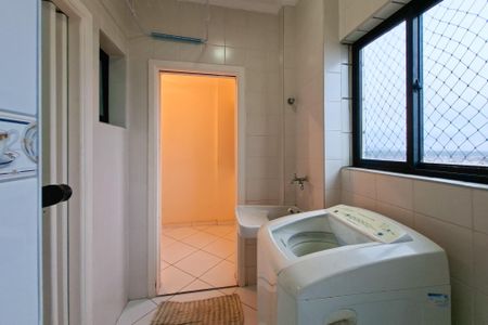 Apartamento para alugar com 122m², 3 quartos e 1 vaga Apartamento para alugar com 122m², 3 quartos e 1 vagaÁrea de Serviço