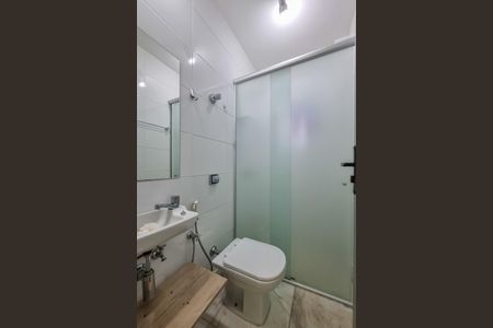 Casa à venda com 480m², 5 quartos e 5 vagas Casa à venda com 480m², 5 quartos e 5 vagasEdicula