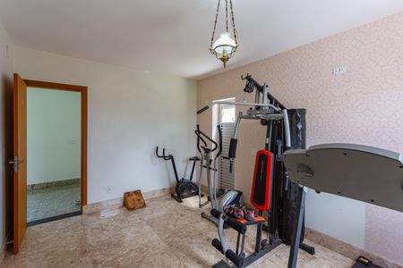 Casa à venda com 480m², 5 quartos e 5 vagas Casa à venda com 480m², 5 quartos e 5 vagasSemi Suíte 1