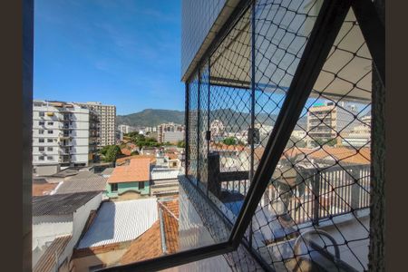 Apartamento à venda com 100m², 3 quartos e 1 vagaÁrea de Serviço