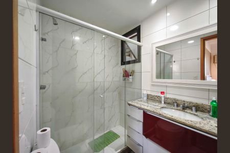 Apartamento à venda com 100m², 3 quartos e 1 vagaBanheiro da Suíte