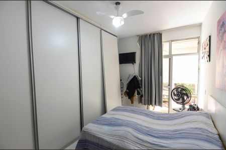 Apartamento à venda com 160m², 4 quartos e 2 vagas Apartamento à venda com 160m², 4 quartos e 2 vagasSuíte 1